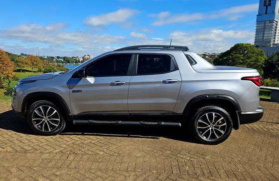 FIAT TORO 2.0 16V TURBO DIESEL ULTRA 4WD AT9